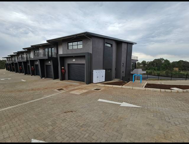 227M² WAREHOUSE FOR SALE IN MOREHILL